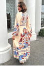 Vestido Cropped Estampado Sonho De Mar Farm 3.png